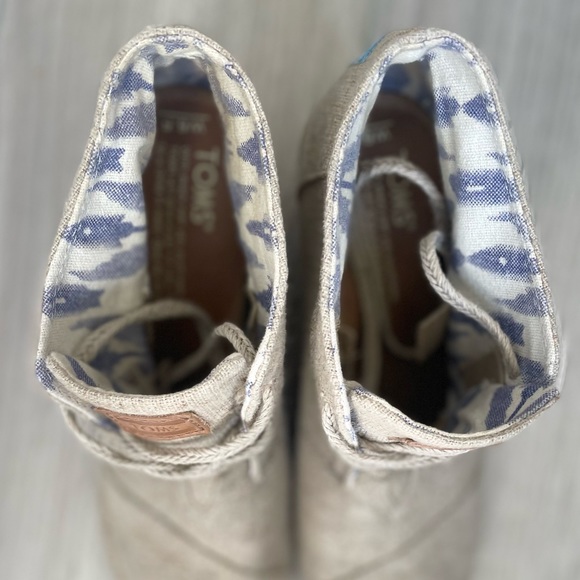 TOMS Tan Wedges with Laces - 6.5 - Picture 8 of 13